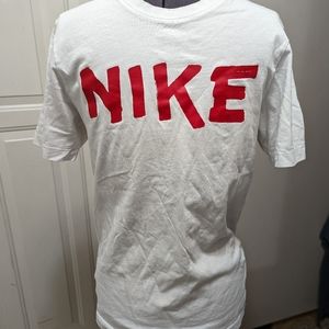 👍New Nike NSW Essentials T-Shirt Shirt DA0520-100 White